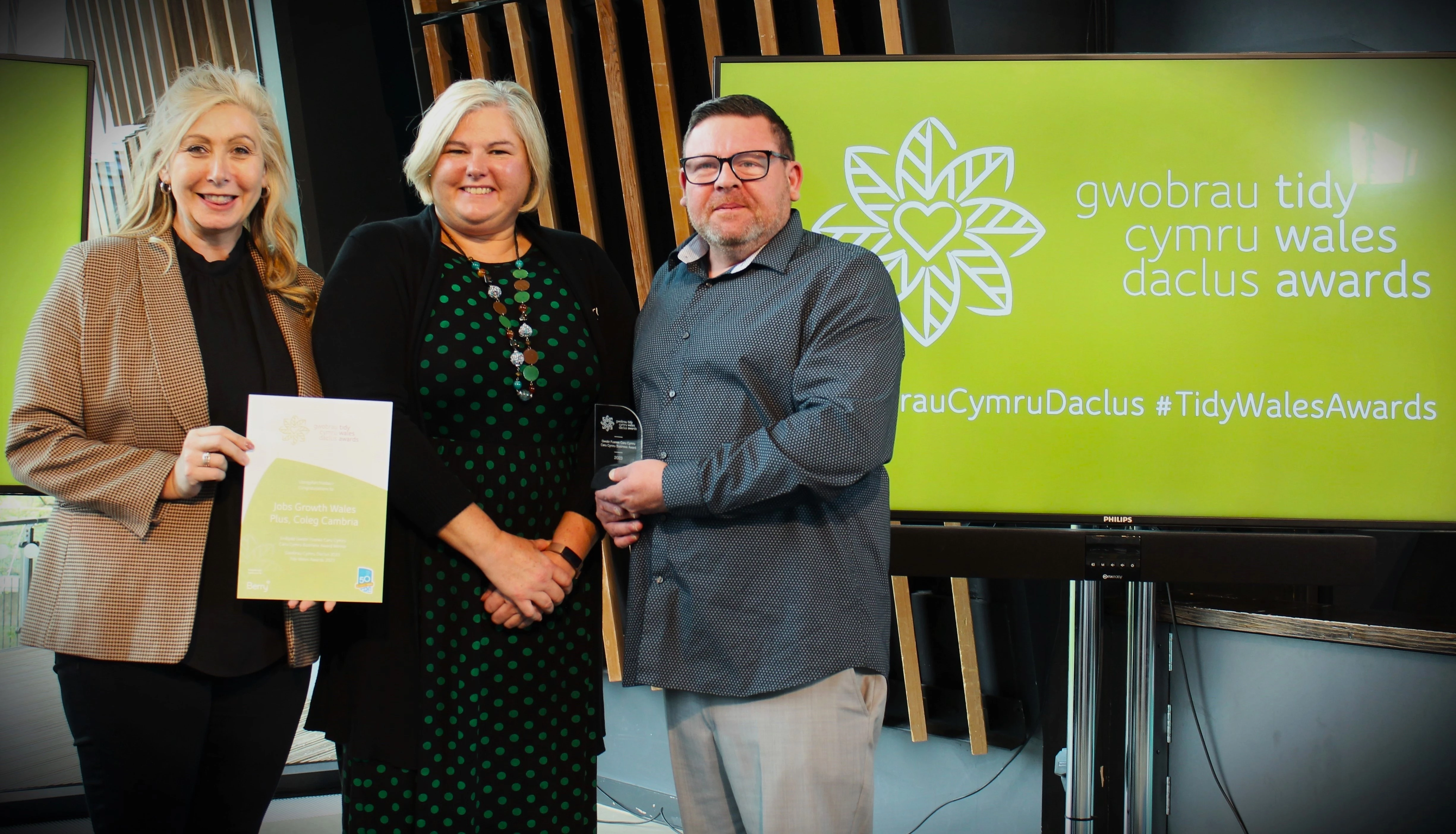 Coleg Cambria picked up another top award for its wellbeing garden 