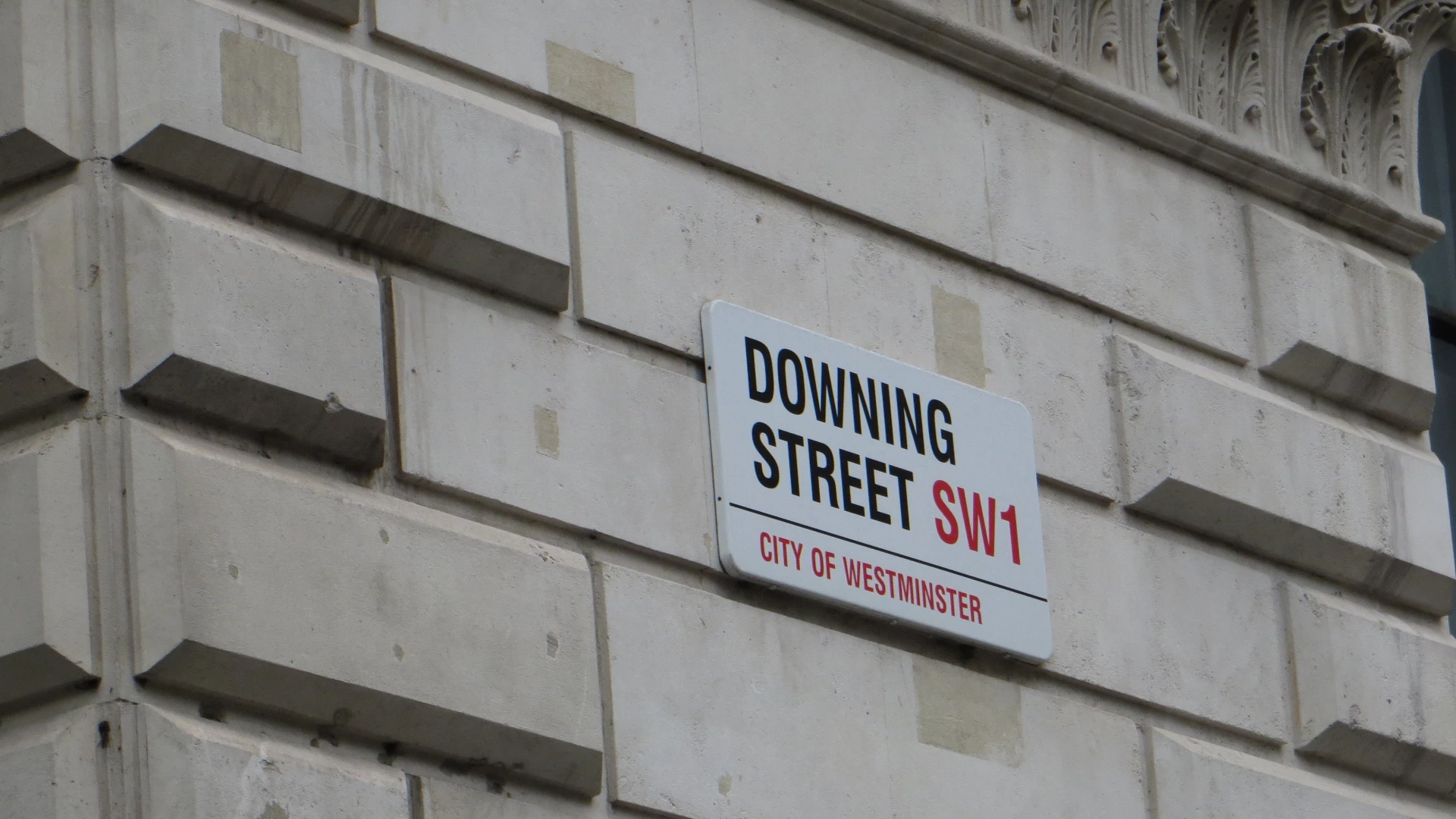 Downing Street sign