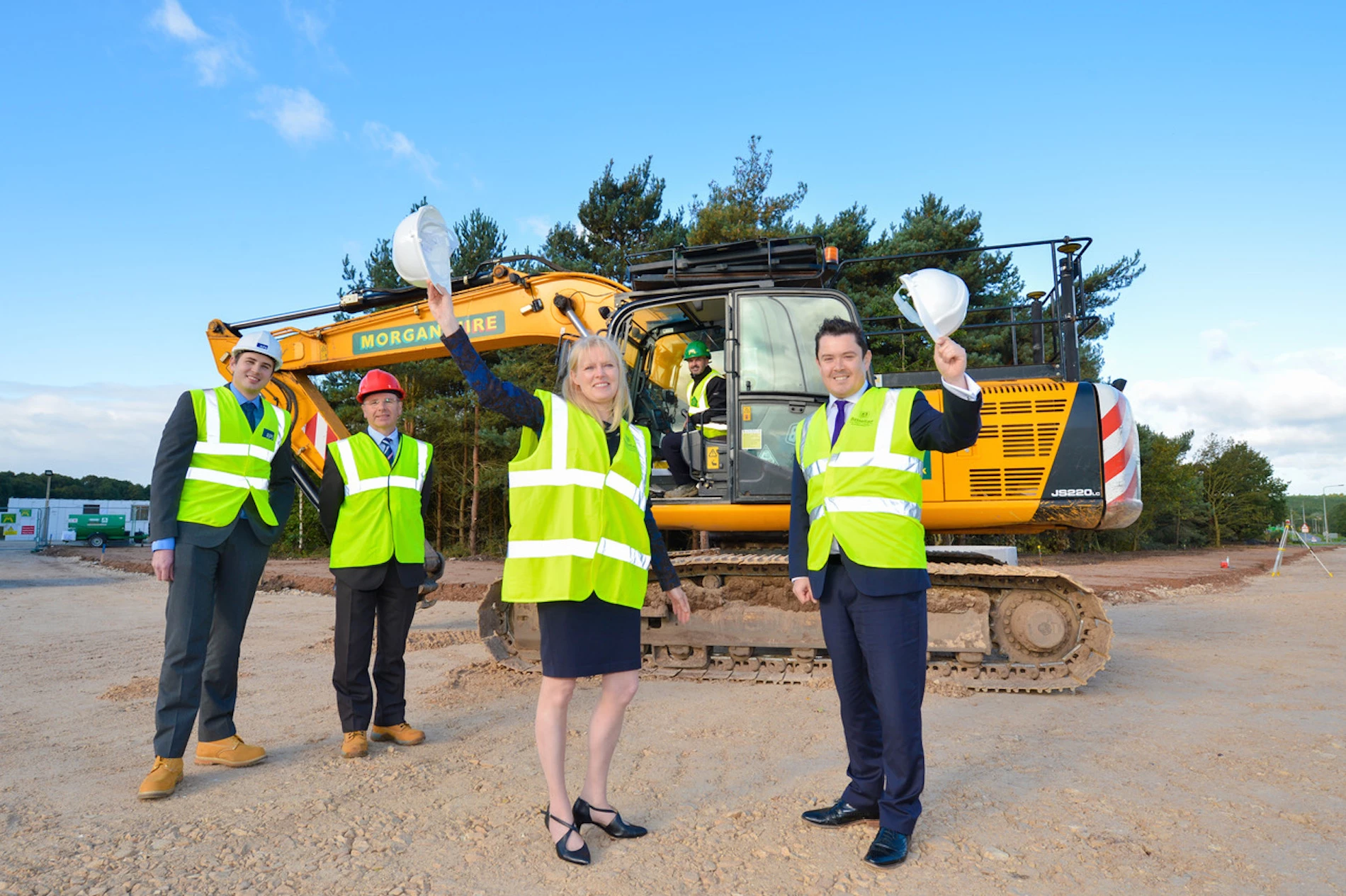 Philip Marshall, RPS consultancy; Simon Peters, Network Space; Councillor Jo White, Bassetlaw District Council; Craig Burrell, D Morgan PLC and Councillor Simon Greaves, Bassetlaw District Council.