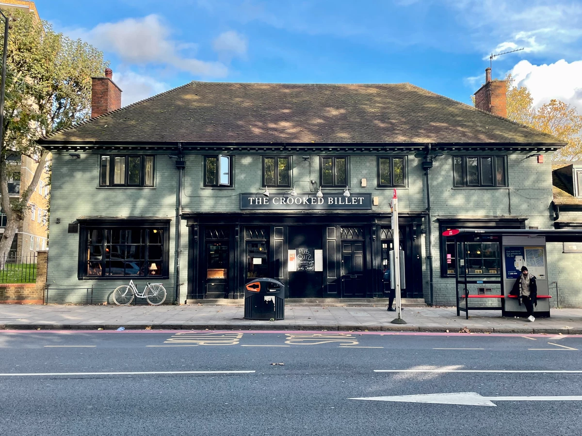 An exterior shot of the The Crooked Billet in Clapton.