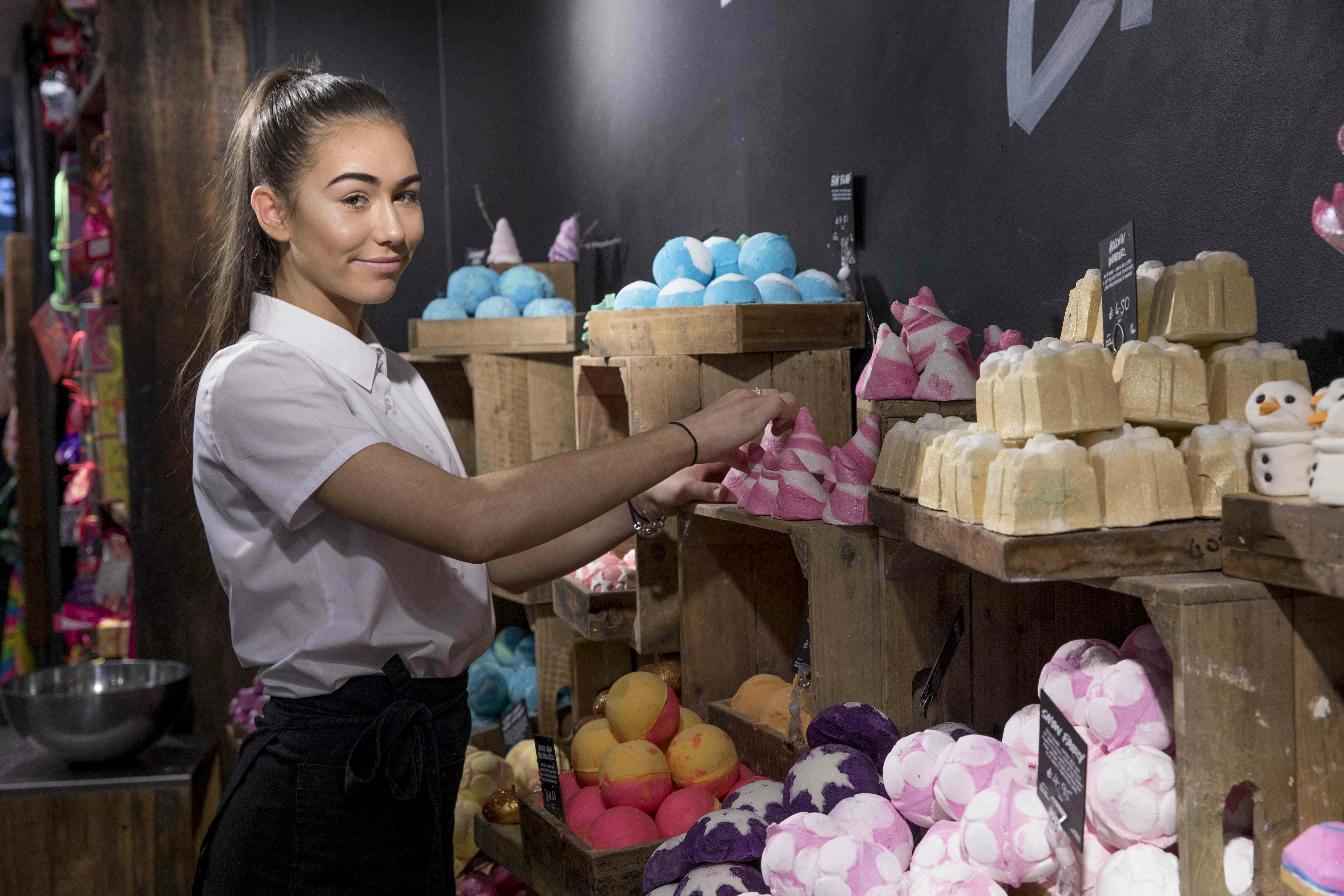 Ellie Erskine on work experience in Lush, intu Eldon Square