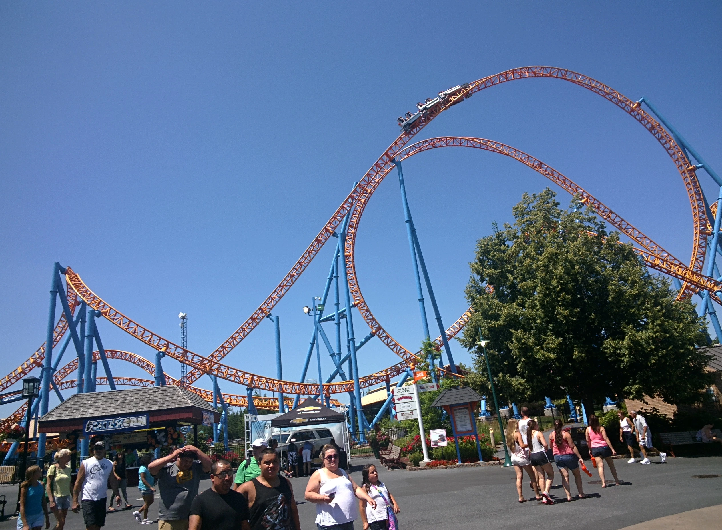 Hersheypark Fahrenheit #throughglass