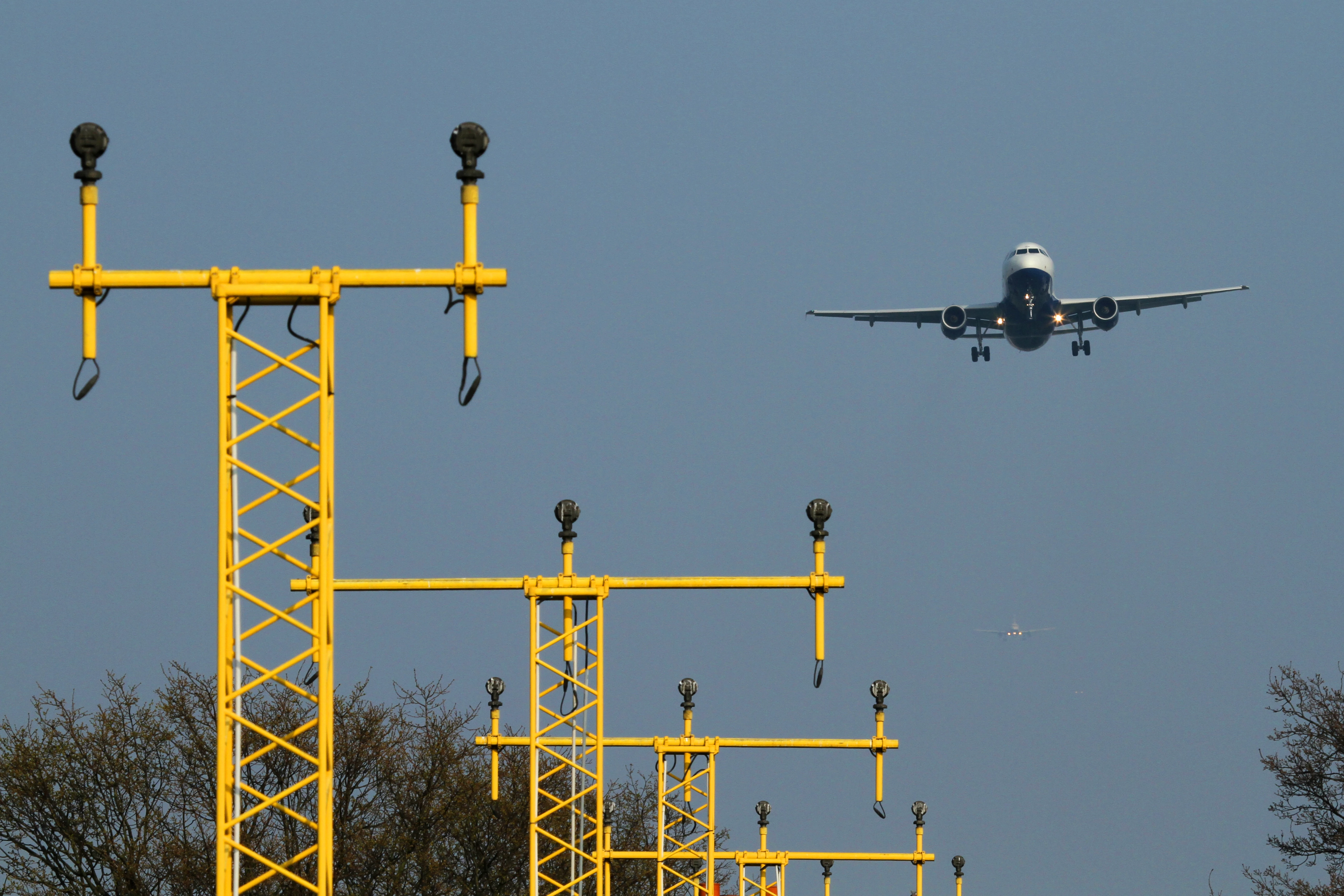 Airbus A320-232 G-EUUP 1 British Airways