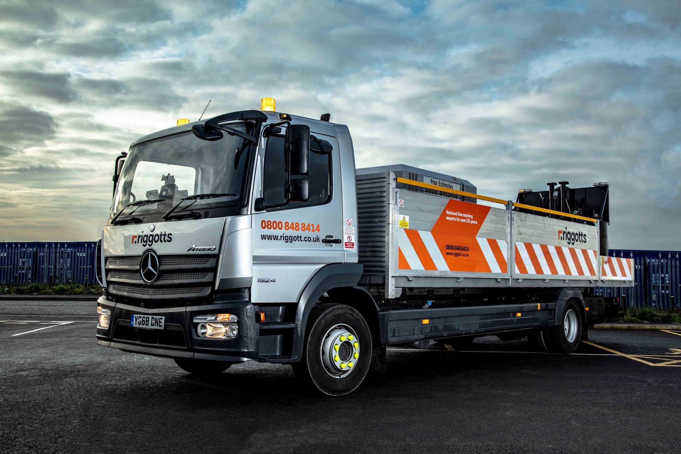 Riggotts' National Line Marking Mercedes Atego