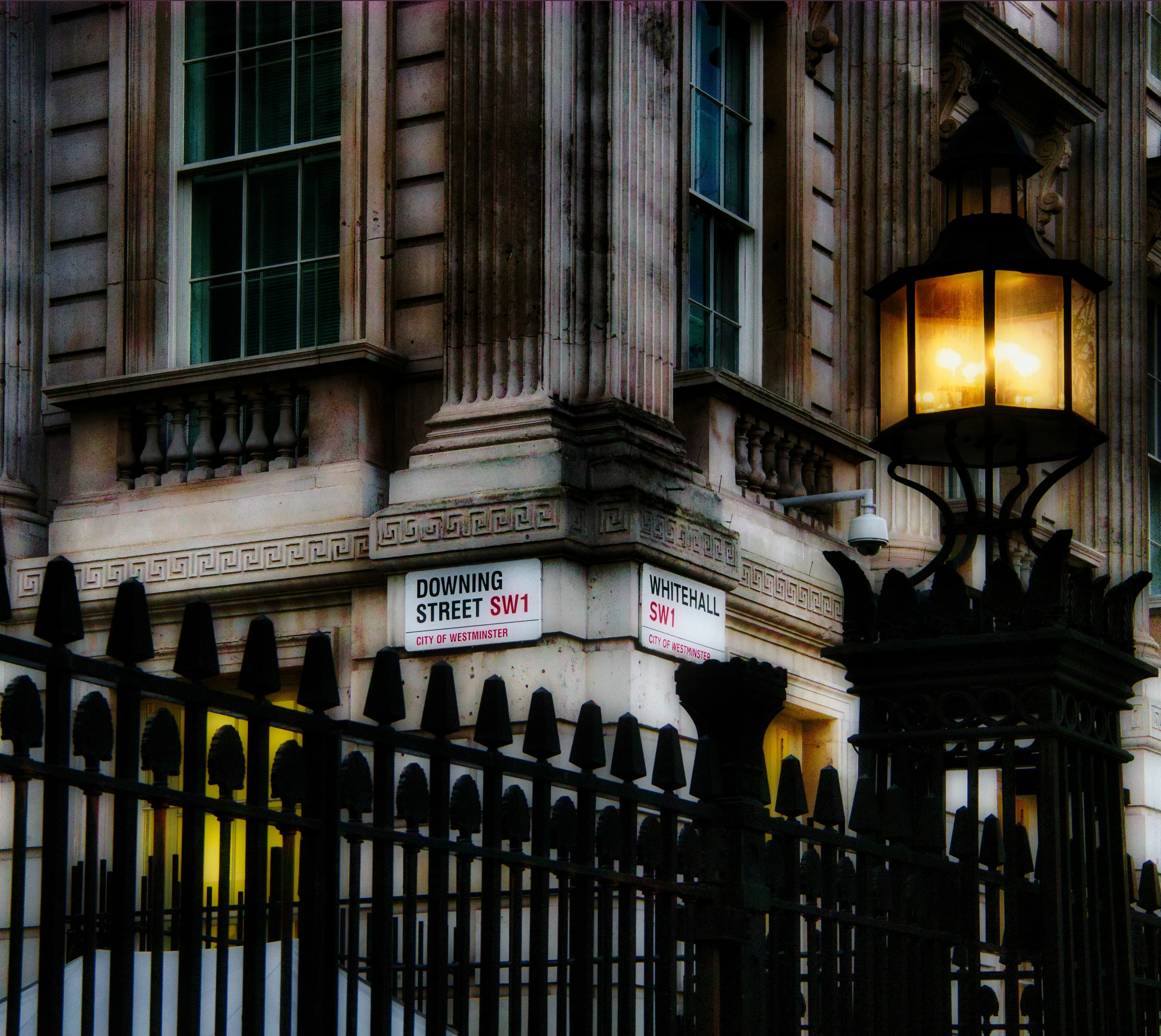 London - DOWNING STREET