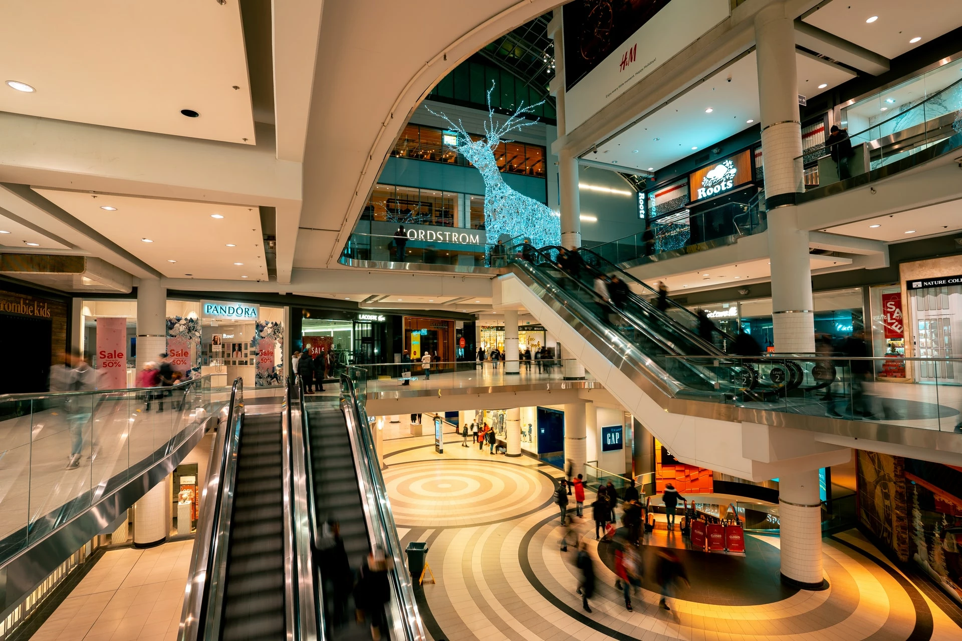 Shopping mall