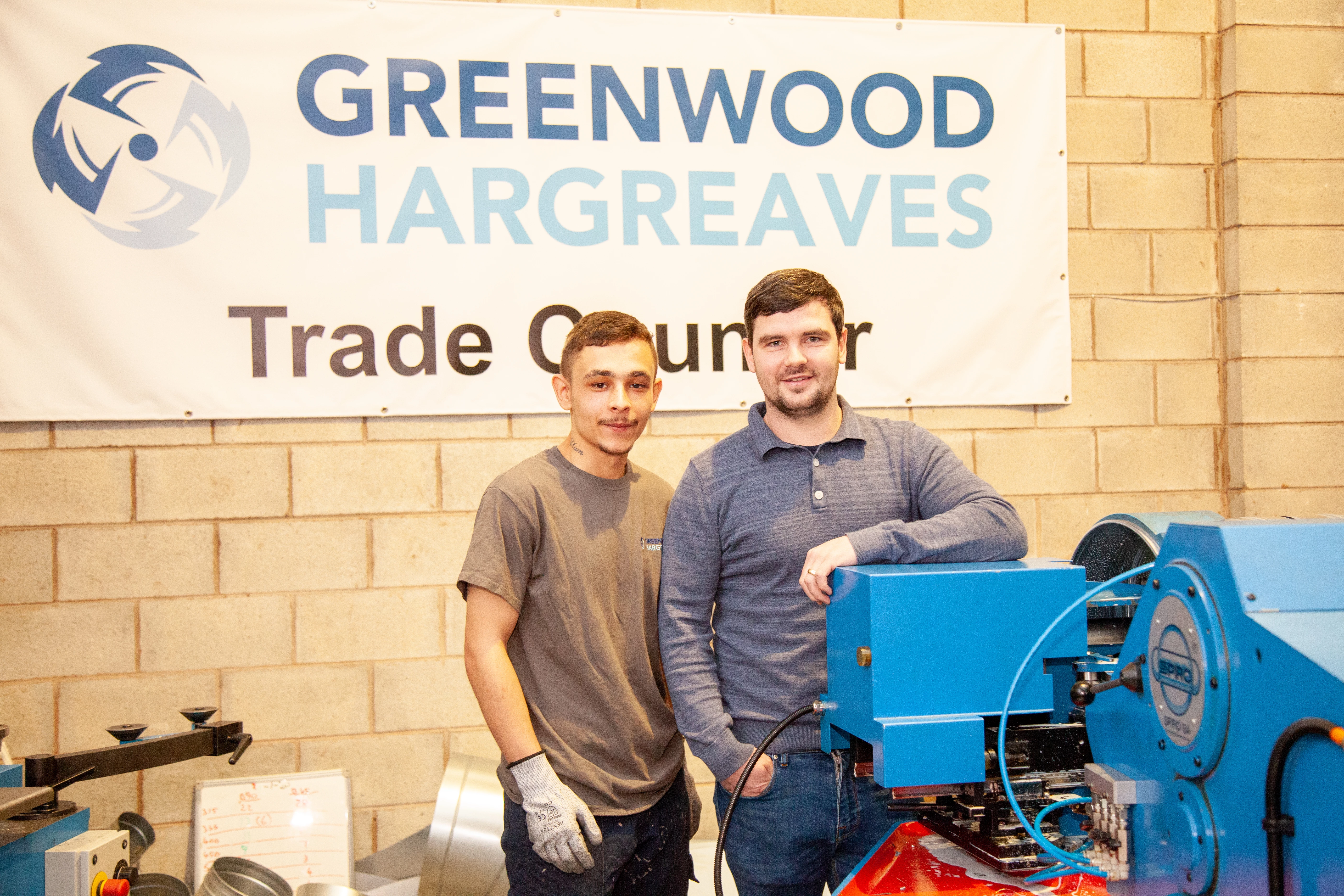 Apprentice Bradley Wiggins (left) with Everkool founder Craig Greenwood (right)