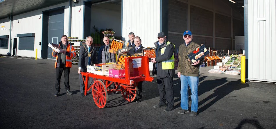 The Lord Mayor with traders at the new market