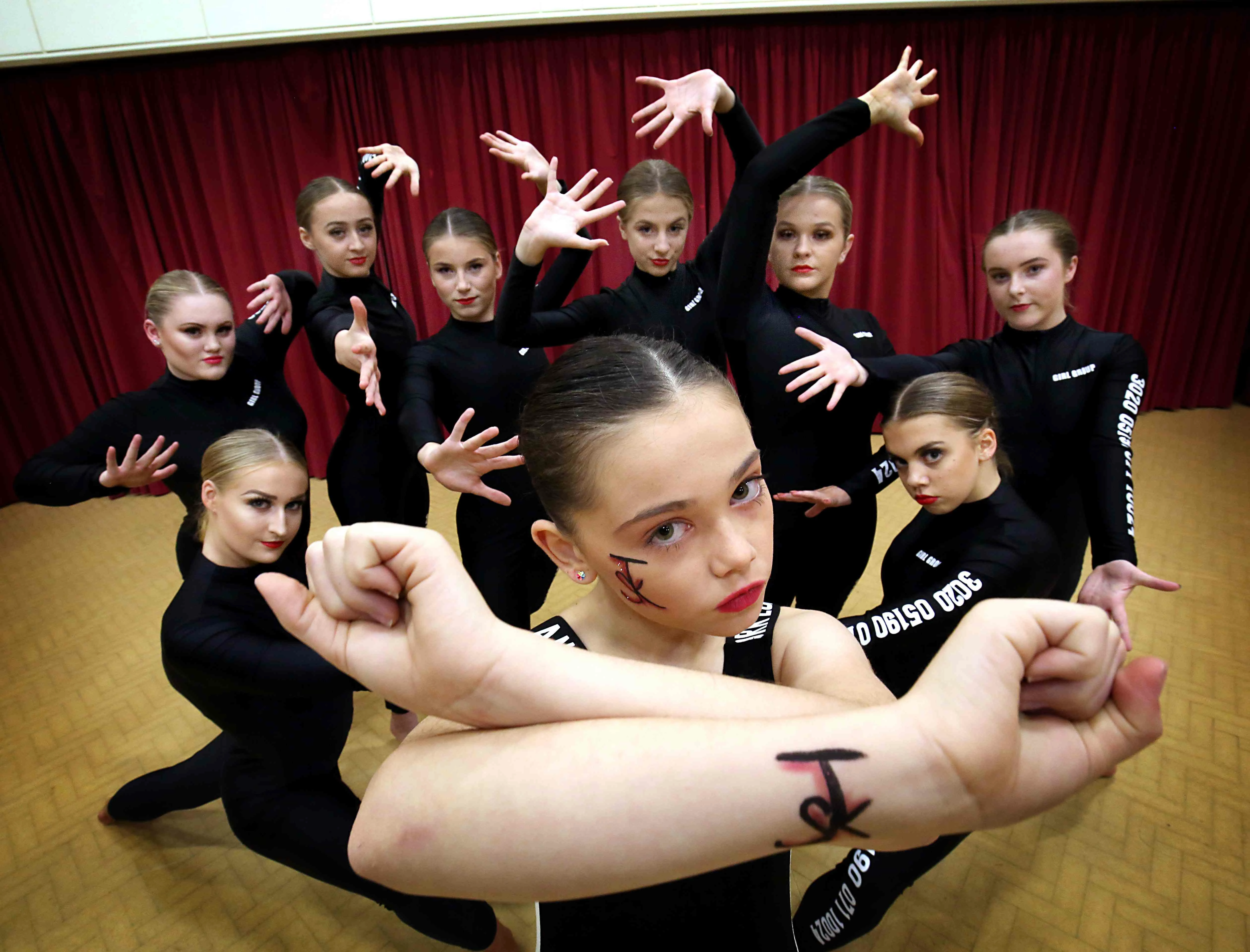 Swan Kenney Theatreworks dancers