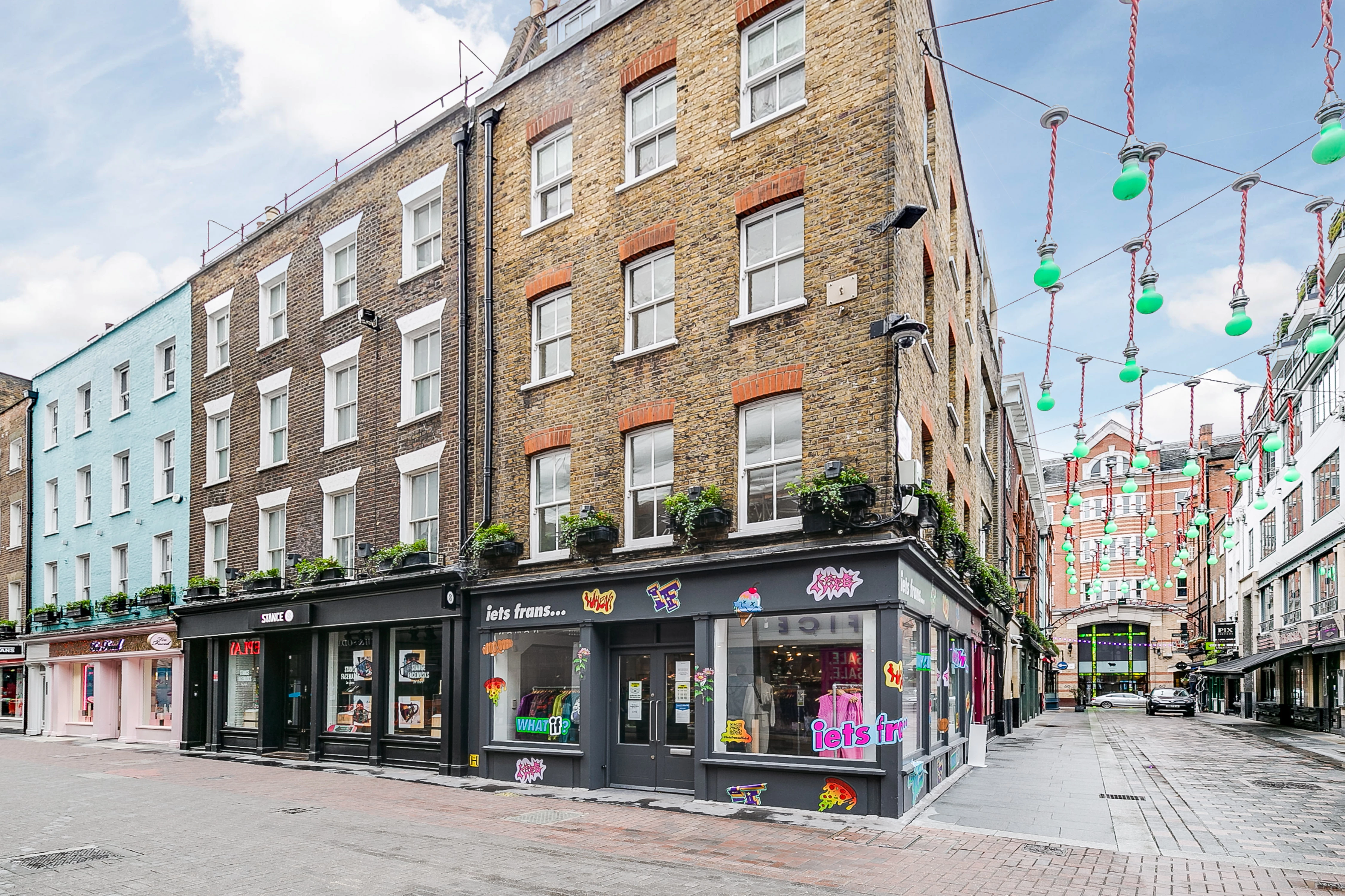 Shaftesbury - Carnaby Street