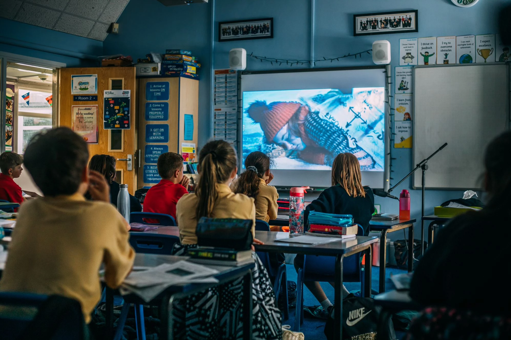 Newcastle School children experiencing the full Melva Digital programme, photo credit Von Fox.