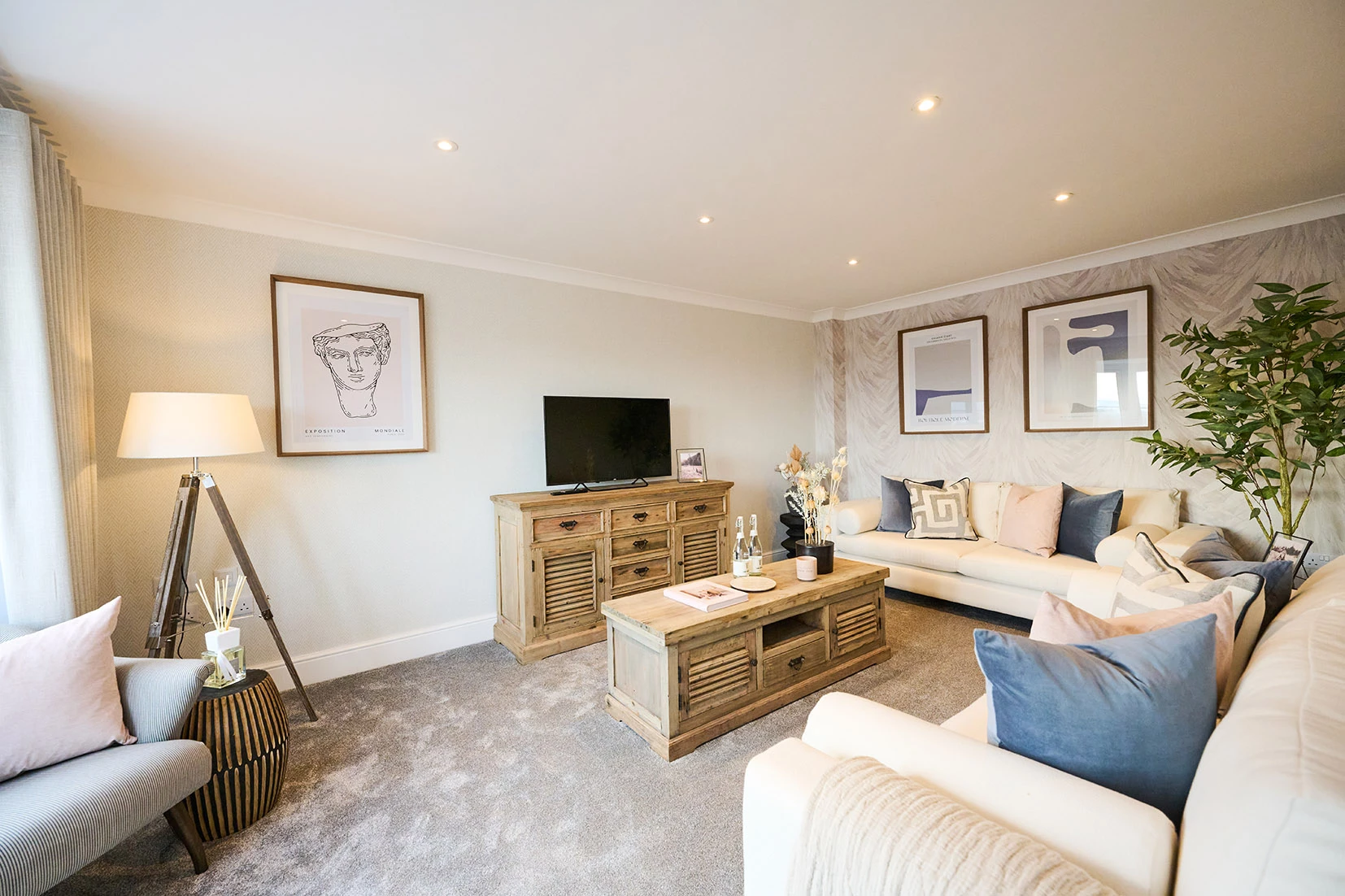 Show Home Villard Grove