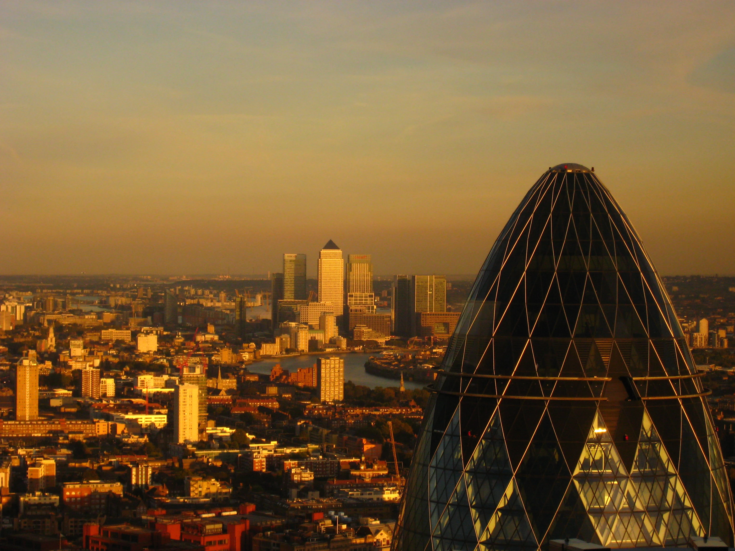 London - The Gherkin & Canary Wharf