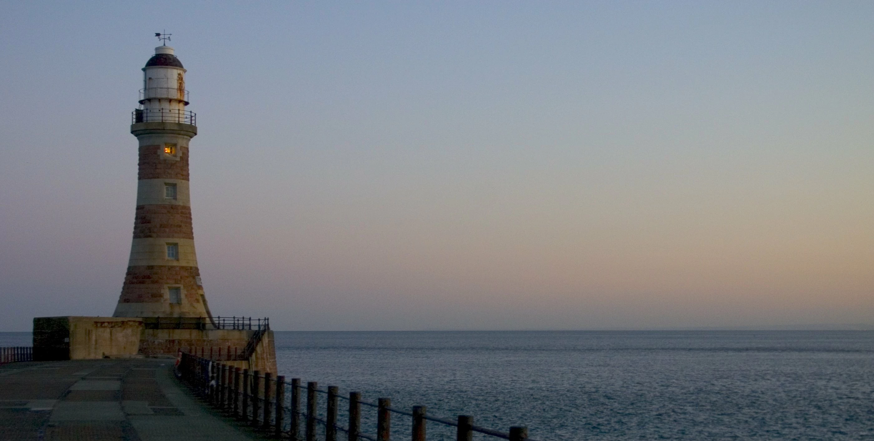 Seaburn Lighthouse