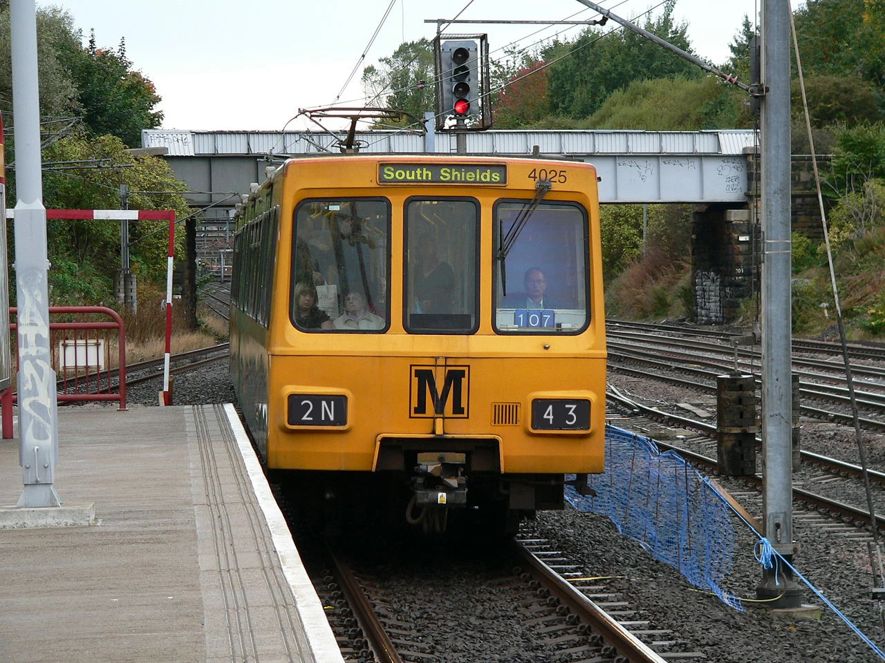 Tyne and Wear Metro train 4025 with headcode