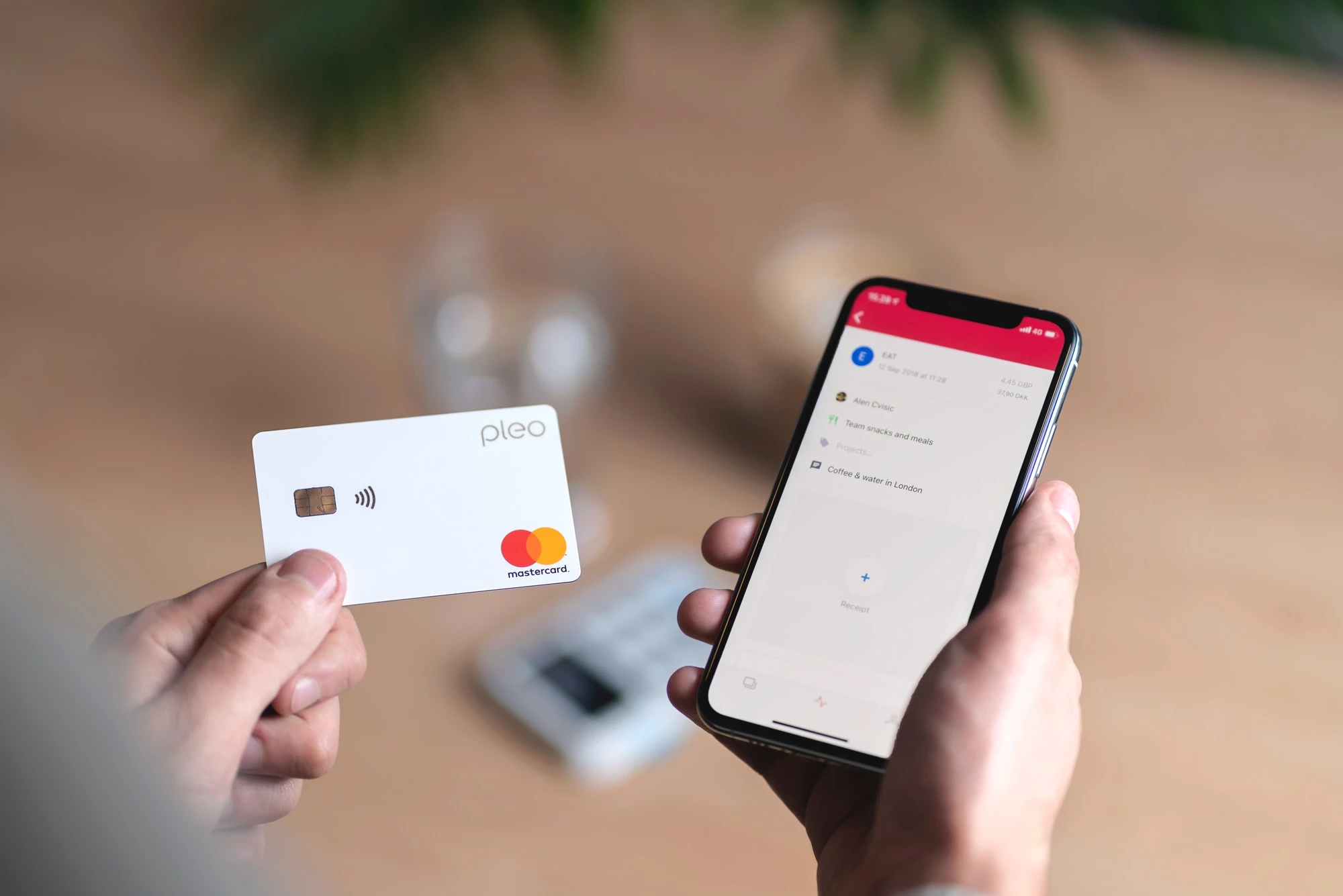 Pleo card and app