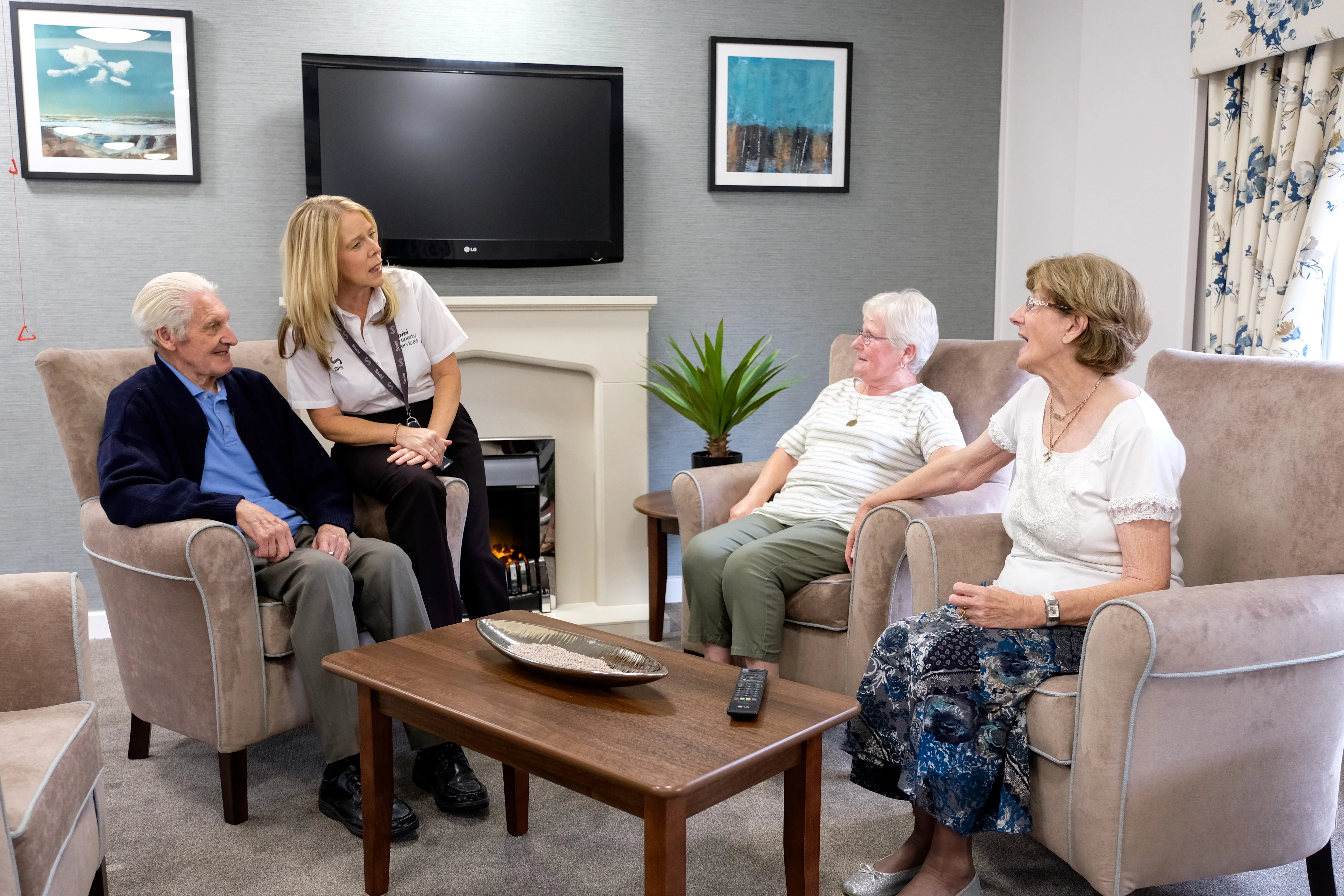 Jacqueline Boughley, Customer Liaison Officer at Sovini Property Services, speaking to residents of Mill Spring Court