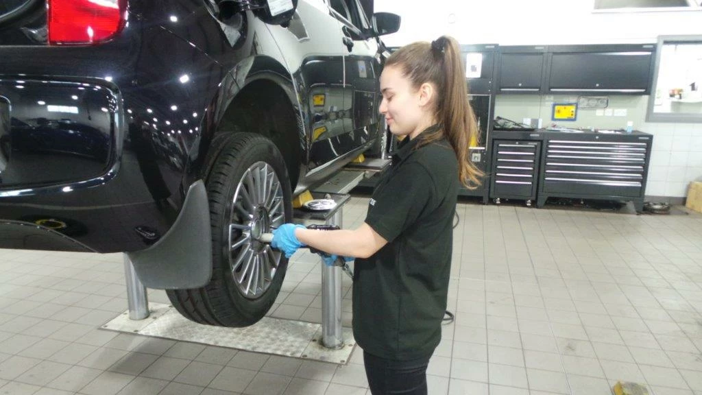 Sophie Simmonds gets stuck in to servicing her own car