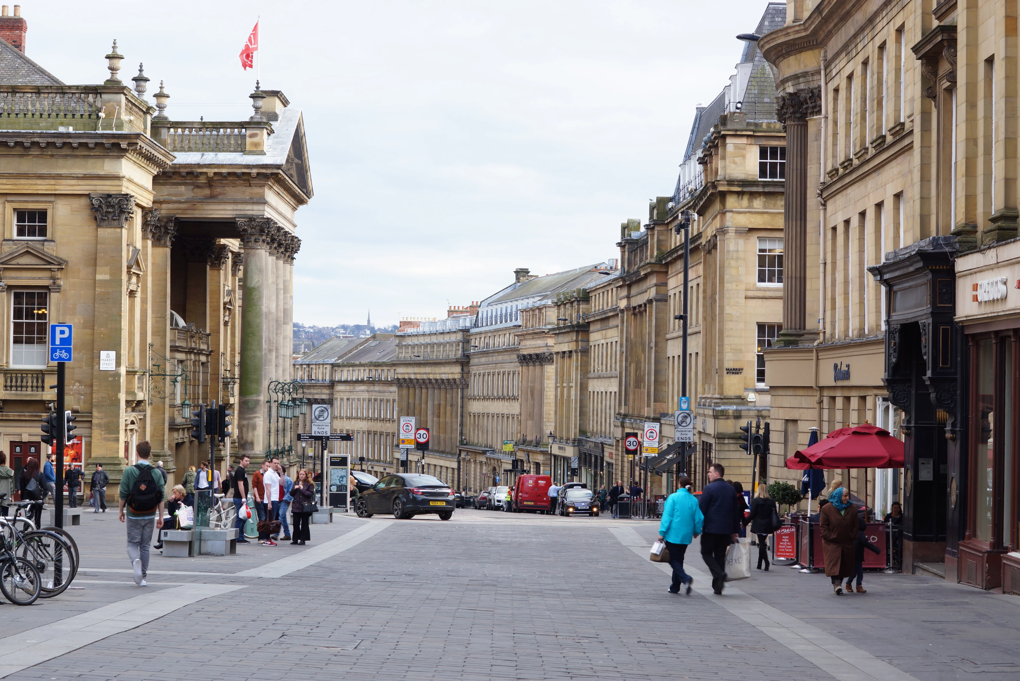 Newcastle, Grey Street