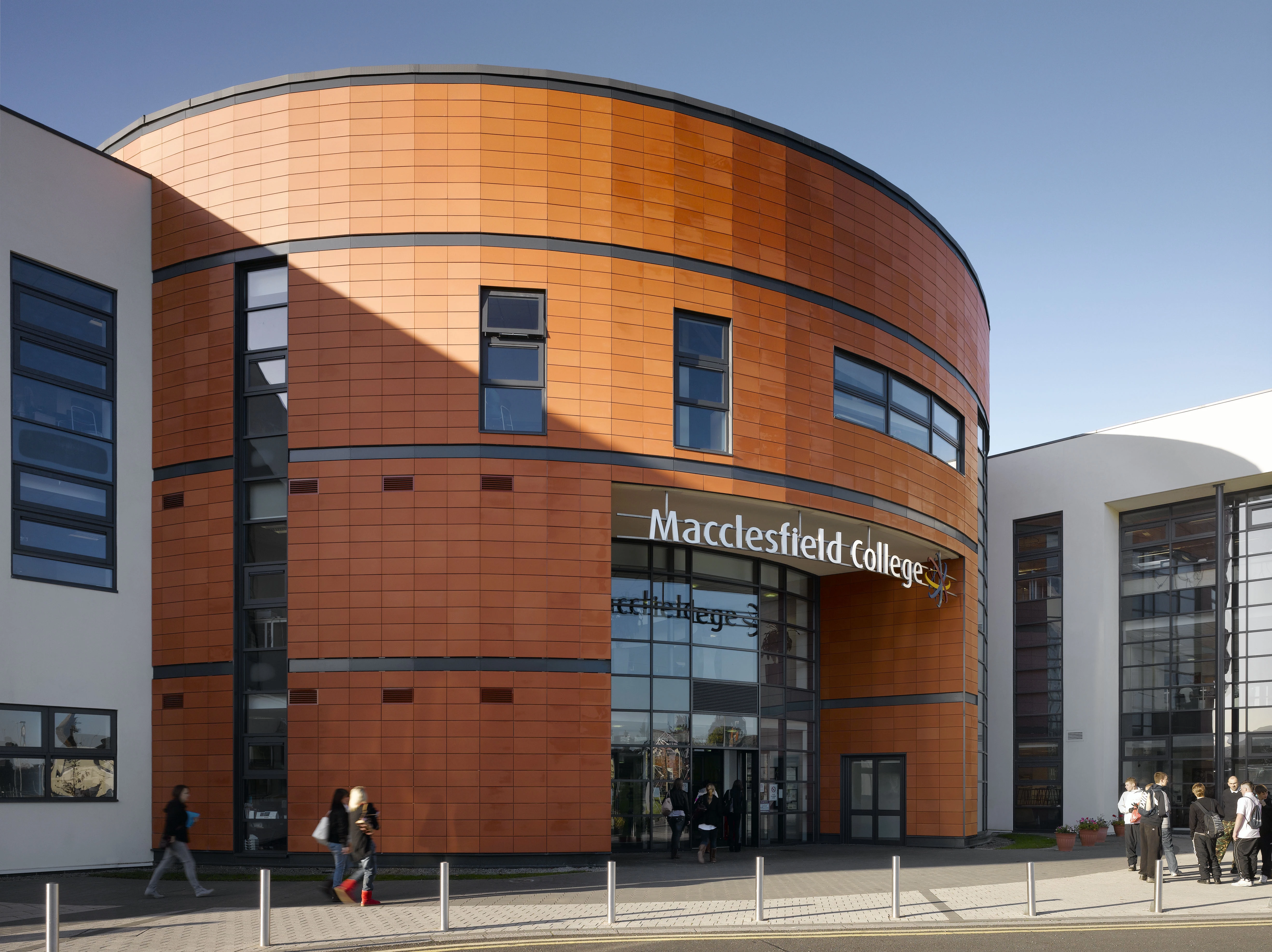 Macclesfield College