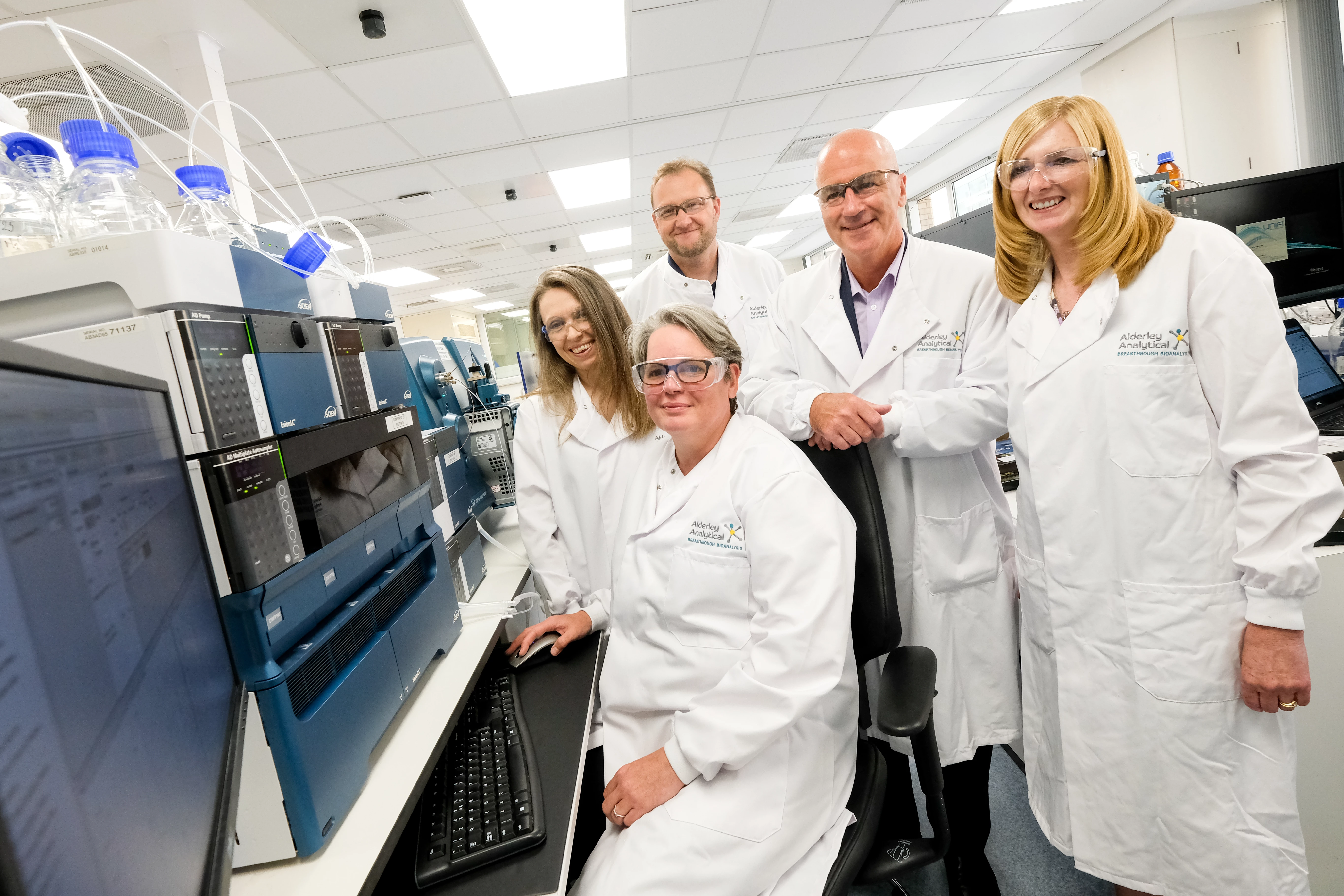 Gavin Cowling of FW Capital (second from right) with (L-R) Alderley Analytical’s Claire Ayre, Sally Hannam, Paul Holme and Liz Thomas