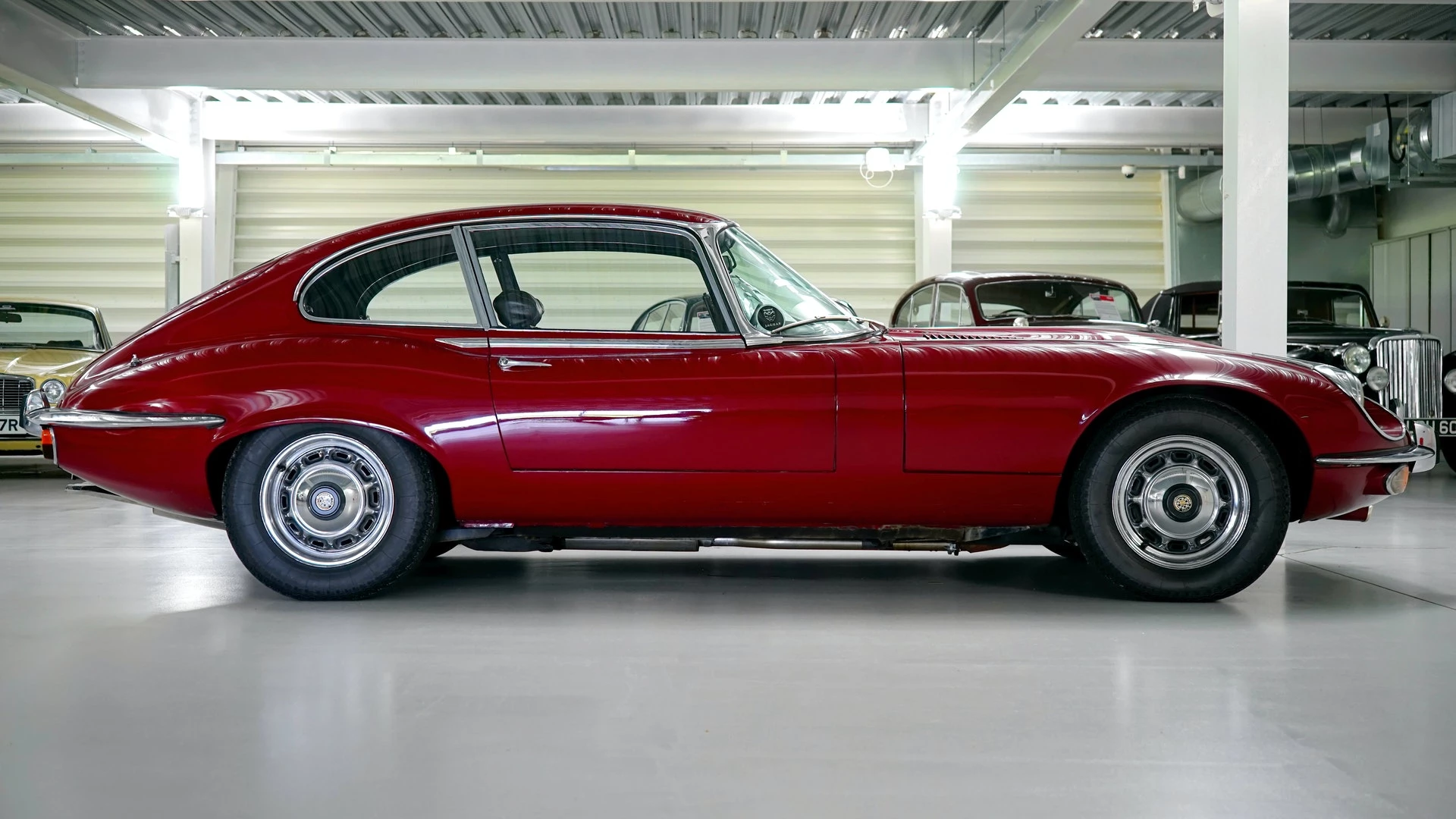 Jaguar E-Type.