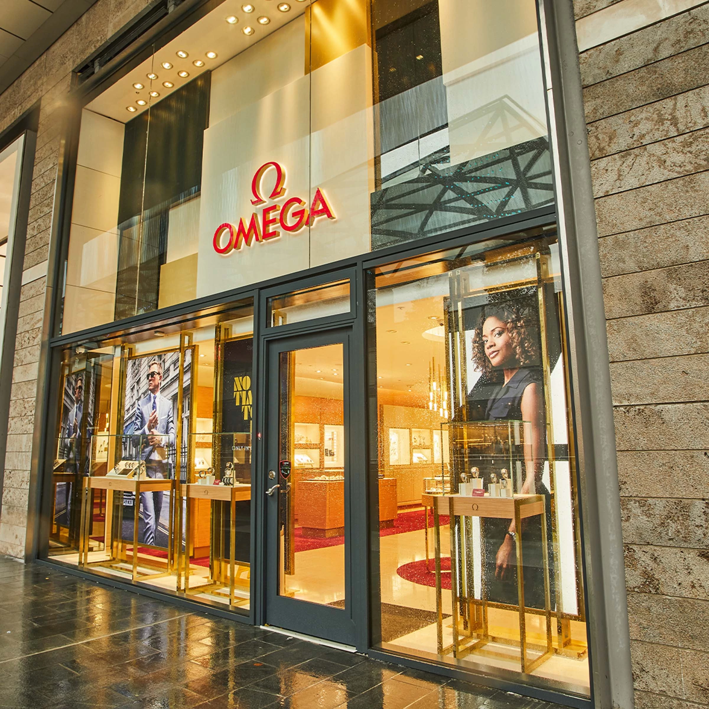 OMEGA - Liverpool ONE