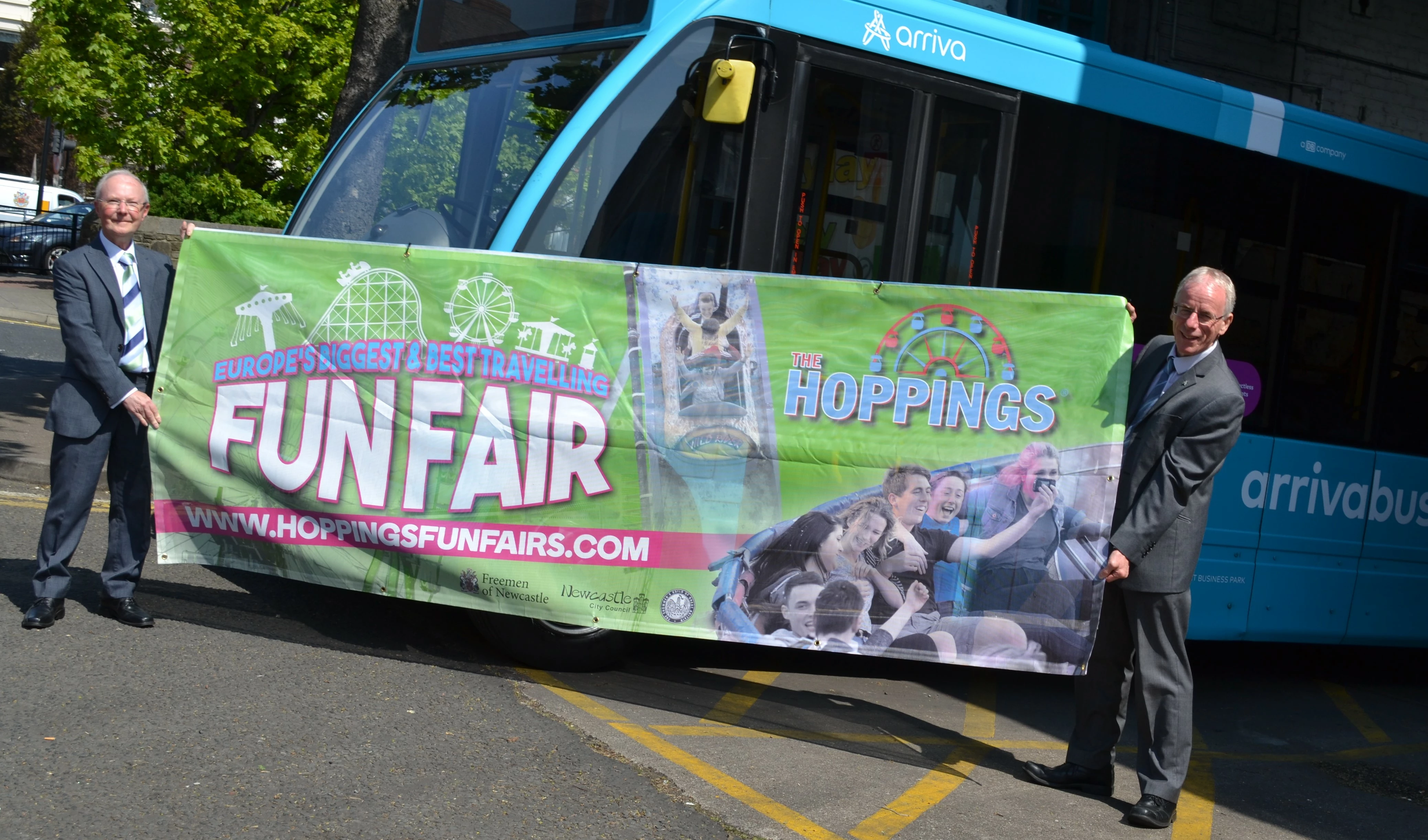 David Wilson, Vice Chairman of The Freemen of Newcastle Upon Tyne, meets with Nick Knox, Regional Managing Director of Arriva to firm up travel partnership.