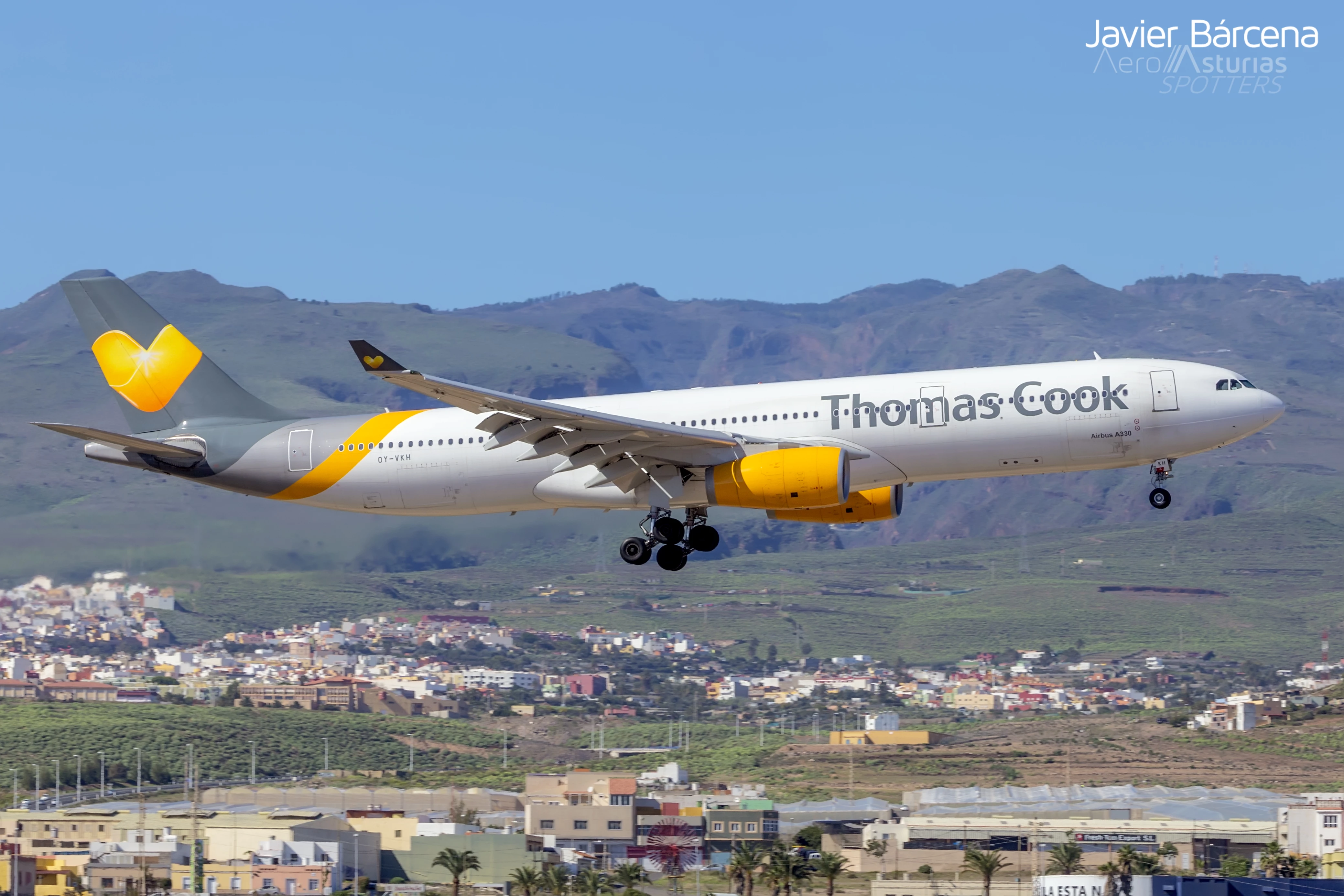 OY-VKH  THOMAS COOK