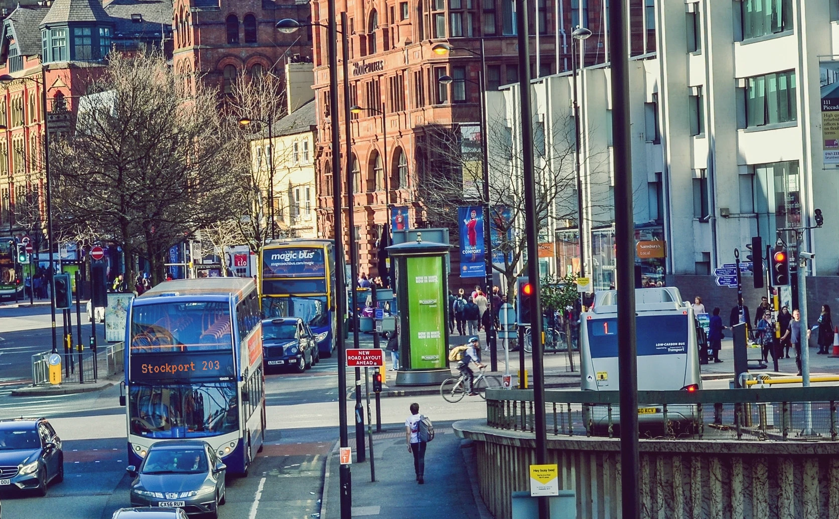 Buses in Manchester Piccadilly