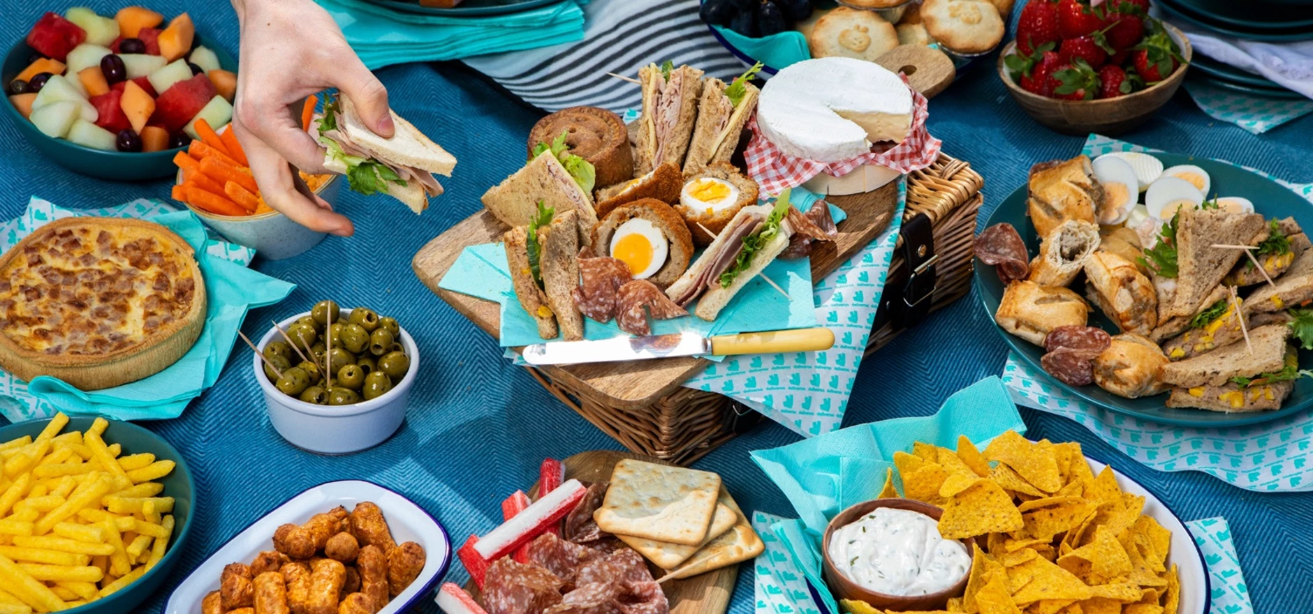 Deliveroo picnic.jpg