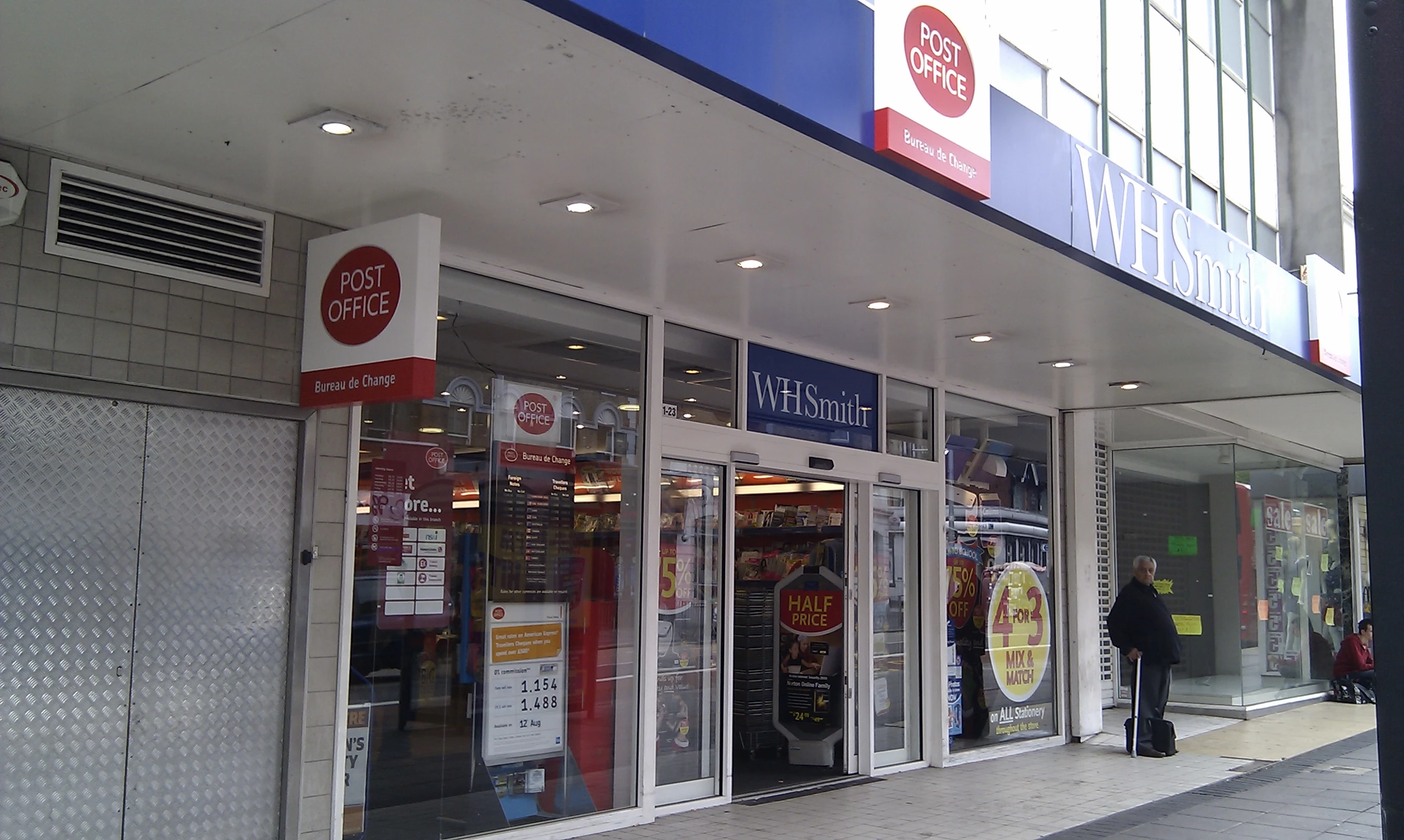 New Ealing Post Office