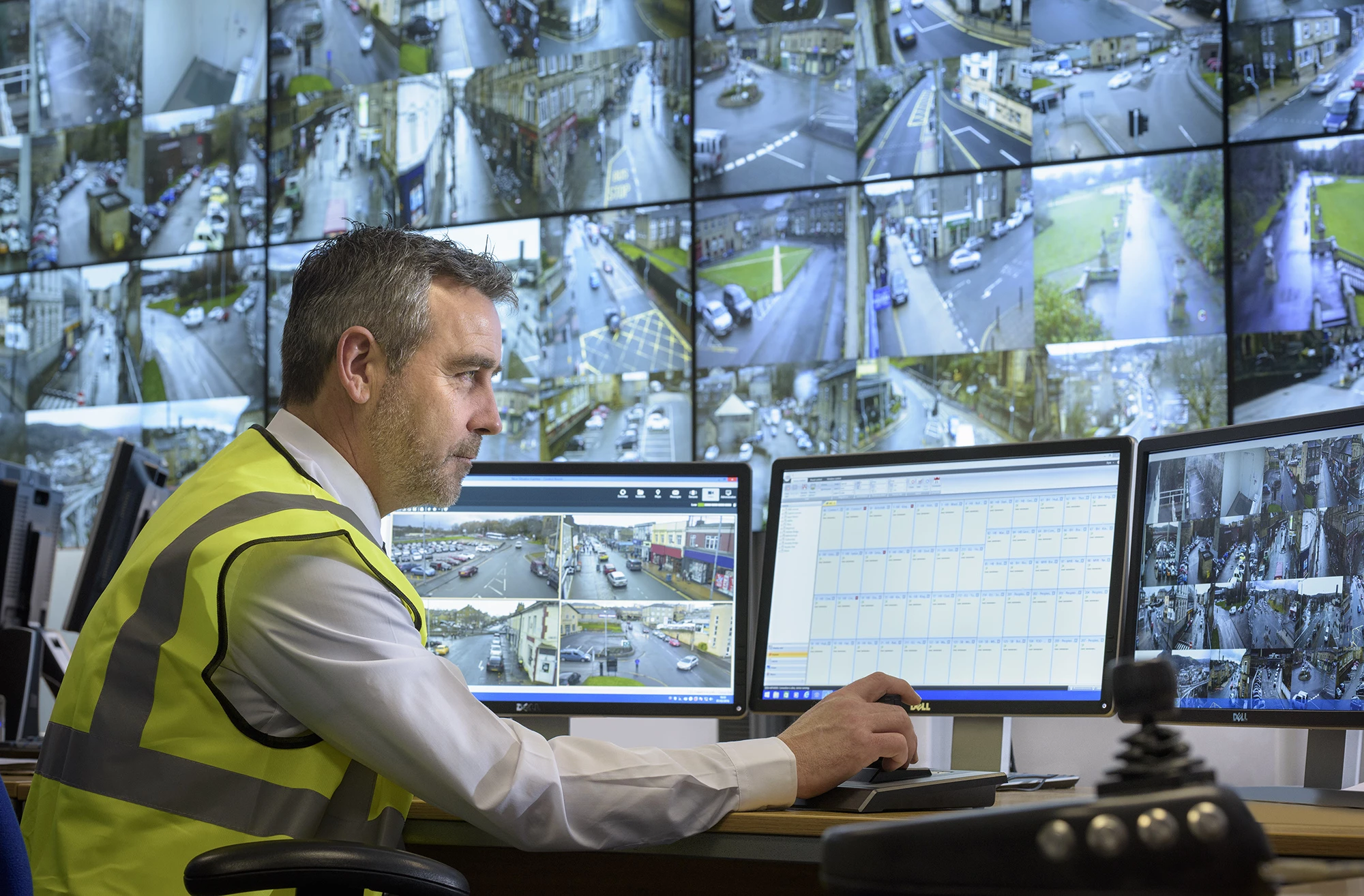 an eyevis UK control room